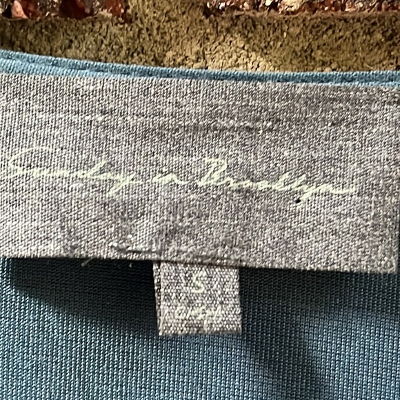 sundays in brooklyn faux wrap around top size small - Picture 2 of 8